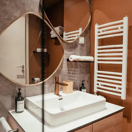 Waterfront - Na Vodi - The Opera Apartamento Belgrado