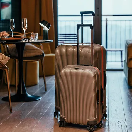 Waterfront - Na Vodi - The Opera Apartamento *